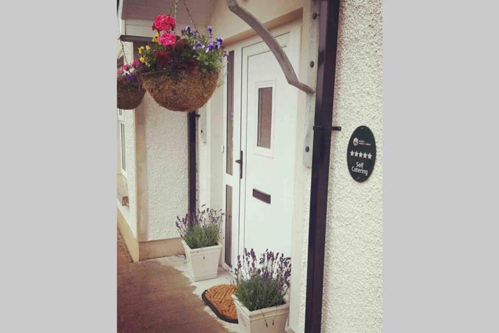 Swallow Lane, Enniskillen, Co Fermanagh, 5* Chic Villa Esterno foto