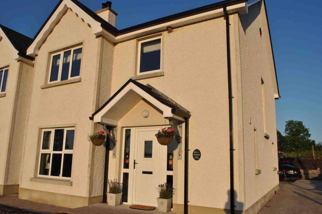 Swallow Lane, Enniskillen, Co Fermanagh, 5* Chic Villa Esterno foto