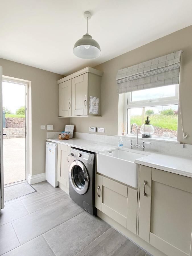 Swallow Lane, Enniskillen, Co Fermanagh, 5* Chic Villa Esterno foto