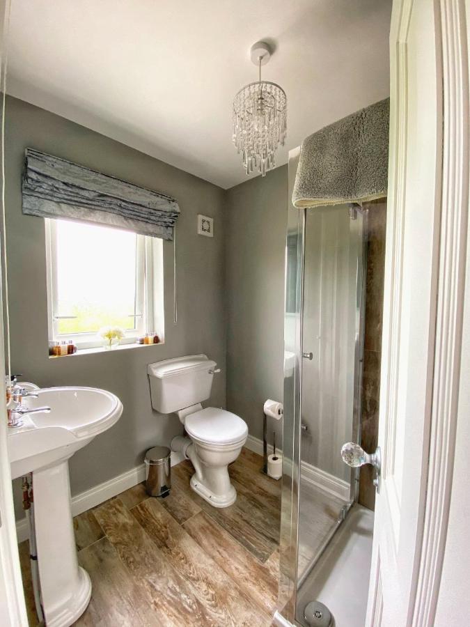 Swallow Lane, Enniskillen, Co Fermanagh, 5* Chic Villa Esterno foto