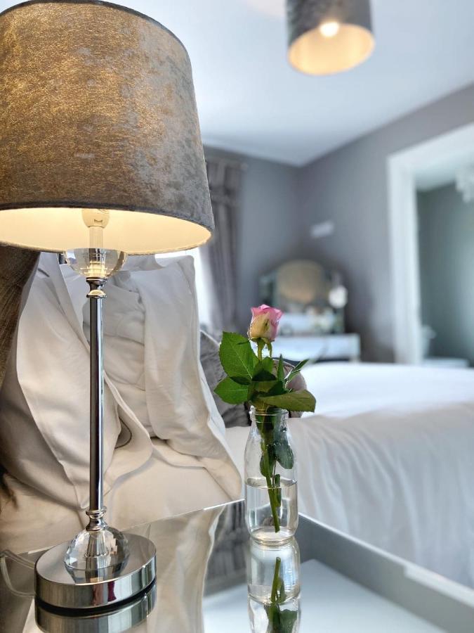 Swallow Lane, Enniskillen, Co Fermanagh, 5* Chic Villa Esterno foto