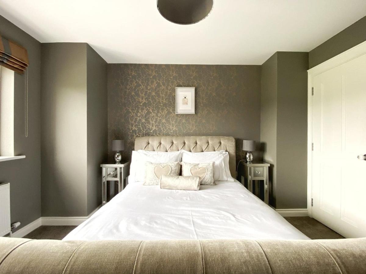 Swallow Lane, Enniskillen, Co Fermanagh, 5* Chic Villa Esterno foto