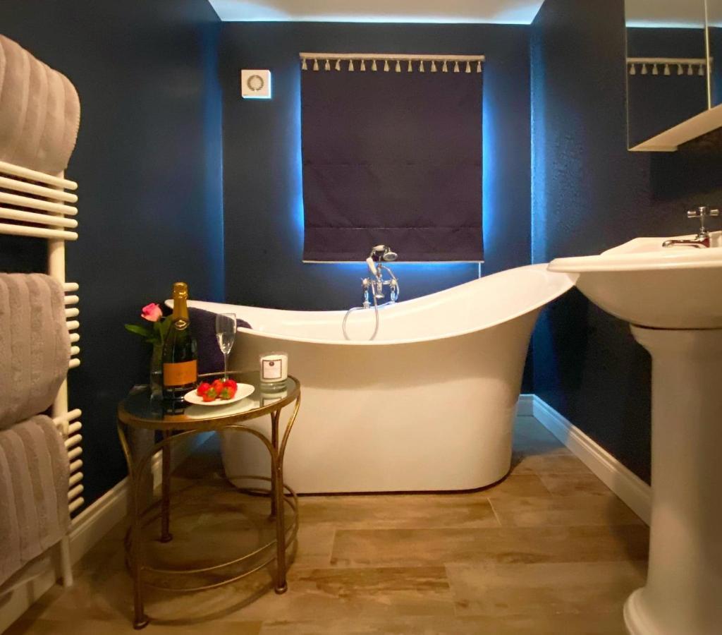 Swallow Lane, Enniskillen, Co Fermanagh, 5* Chic Villa Esterno foto